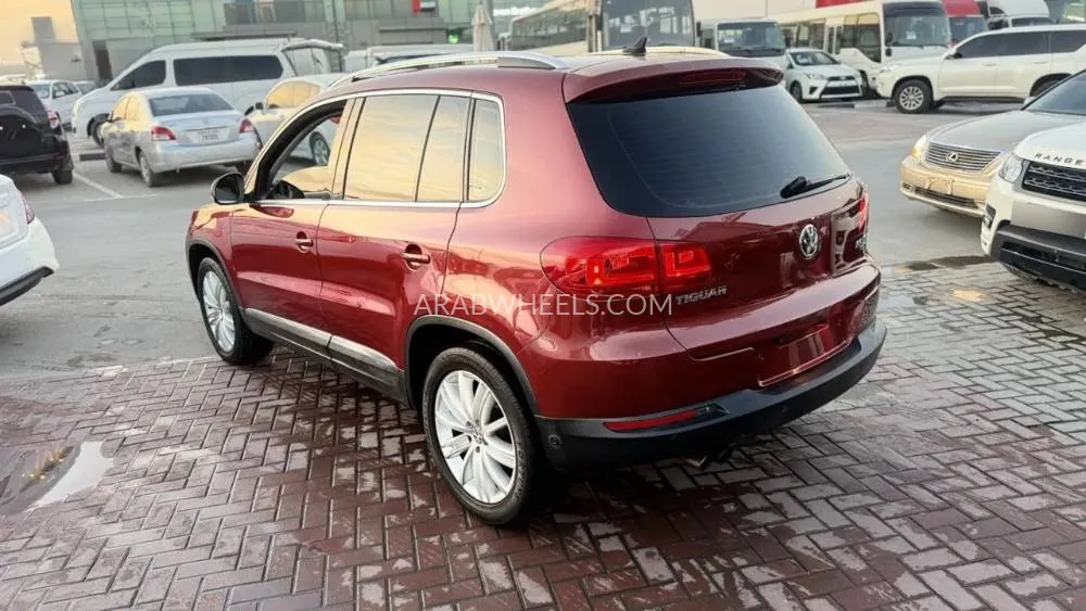 Volkswagen Tiguan 2014 for Sale in Sharjah Image-11