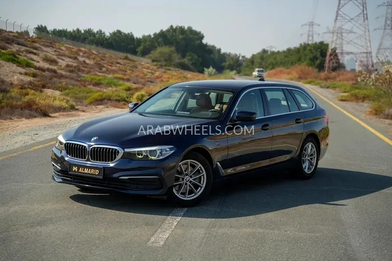 بي إم دبليو الفئة الخامسة 2020 for Sale in الشارقة Image-6