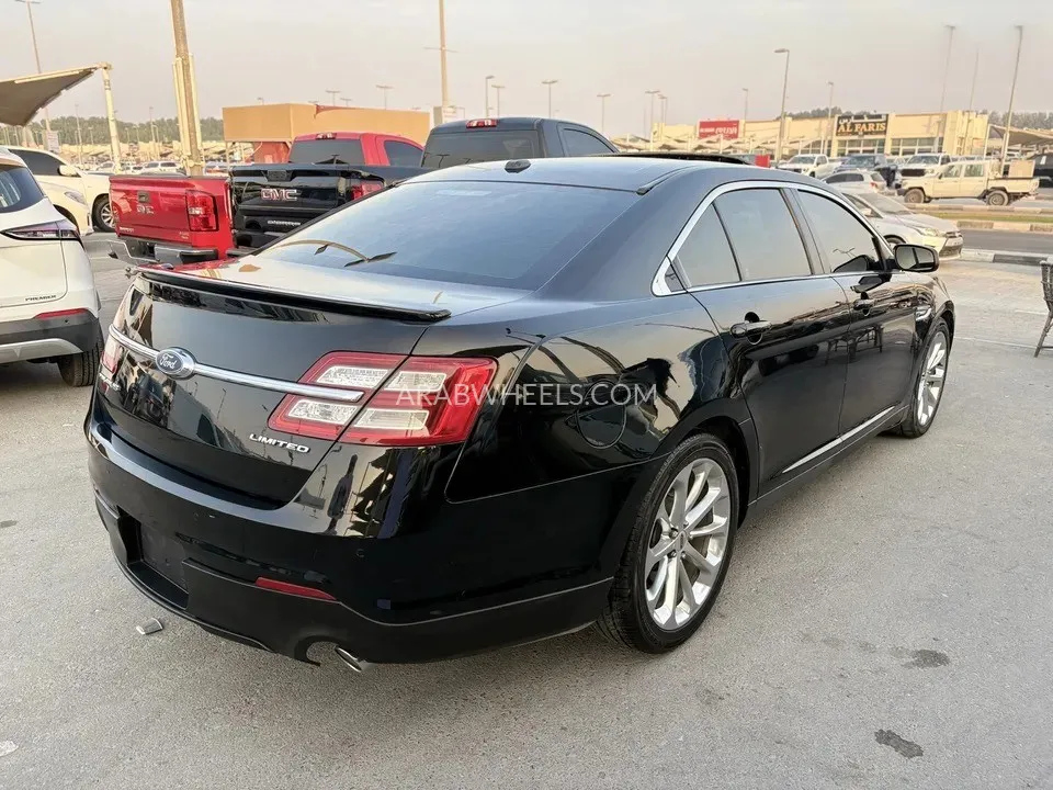 Ford Taurus 2016 for Sale in Sharjah Image-4