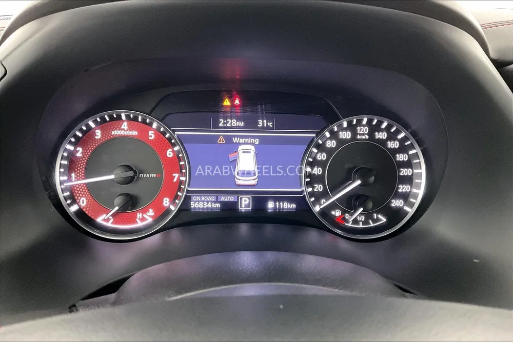 Nissan Patrol 2021 for Sale in Dubai Image-12