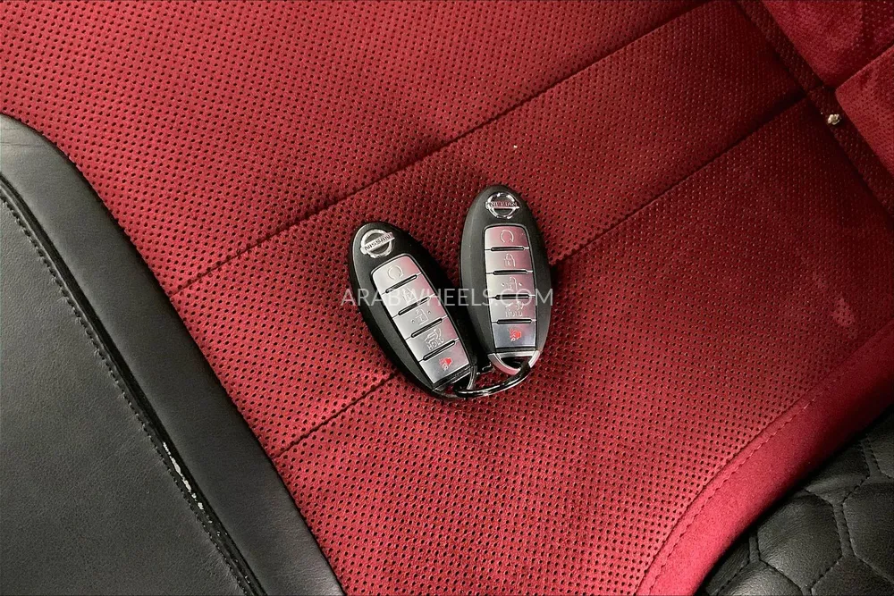 Nissan Patrol 2021 for Sale in Dubai Image-18