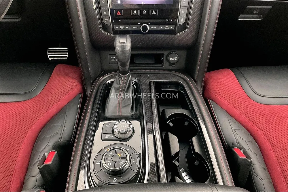 Nissan Patrol 2021 for Sale in Dubai Image-24