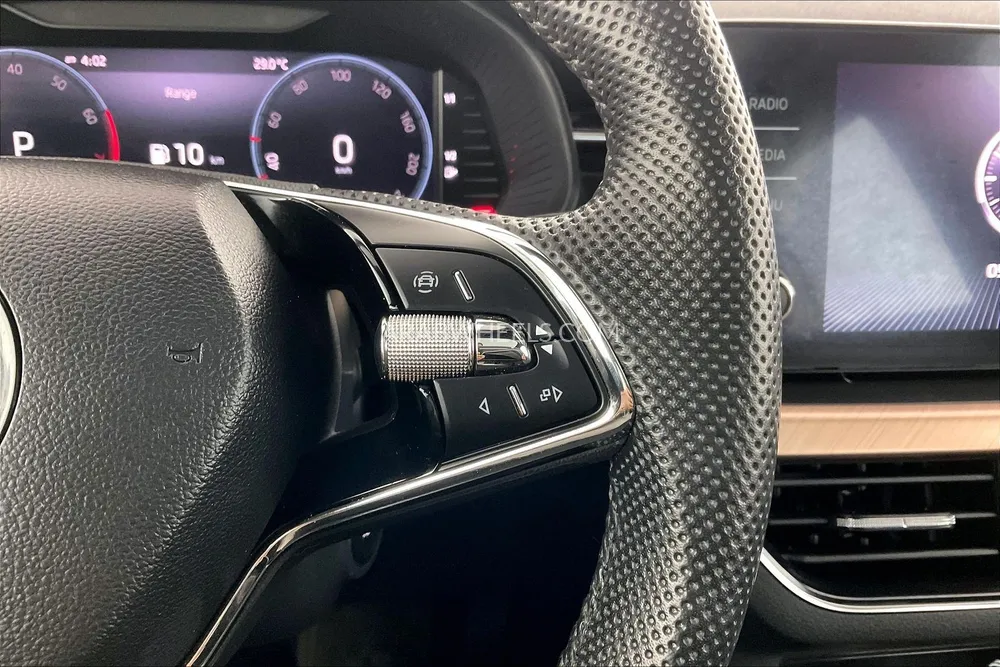 Skoda Kamiq 2022 for Sale in Dubai Image-25