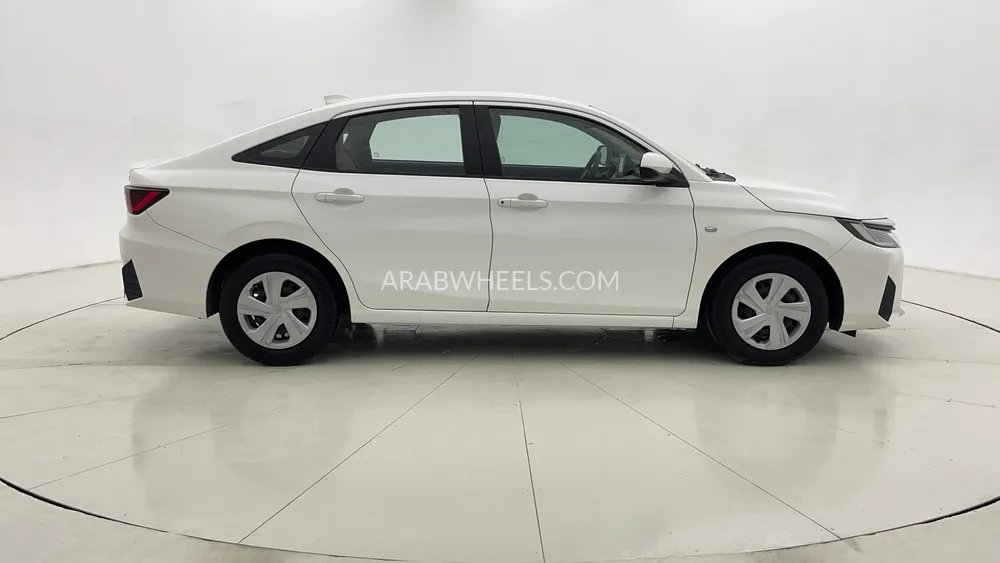 Toyota Yaris 2024 for Sale in Dubai Image-2