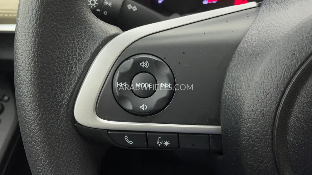 Toyota Yaris 2024 for Sale in Dubai Image-36