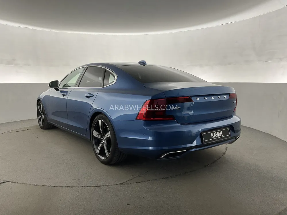 Volvo S90 2018 for Sale in Sharjah Image-4