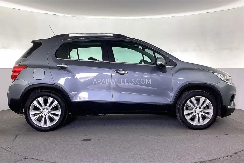 شيفروليه تراكس 2020 for Sale in الشارقة Image-8