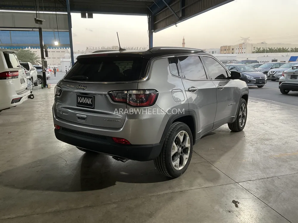 جيب كومباس 2020 for Sale in الشارقة Image-4
