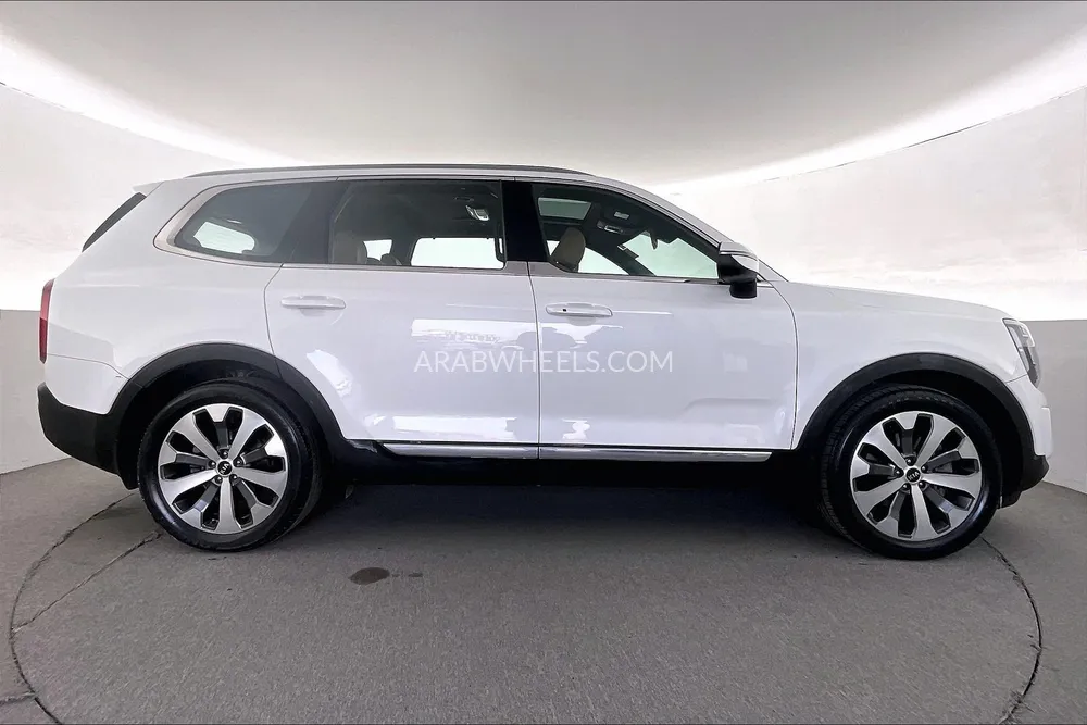 Kia Telluride 2020 for Sale in Sharjah Image-8