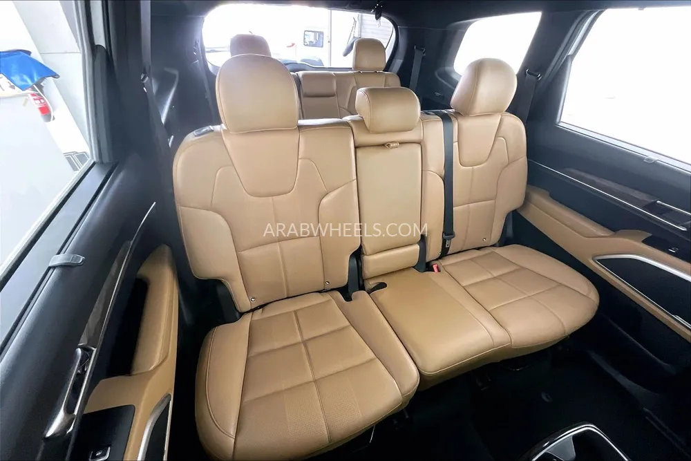Kia Telluride 2020 for Sale in Sharjah Image-29
