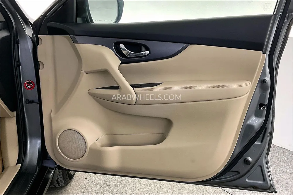 Nissan X-Trail 2016 for Sale in Sharjah Image-18
