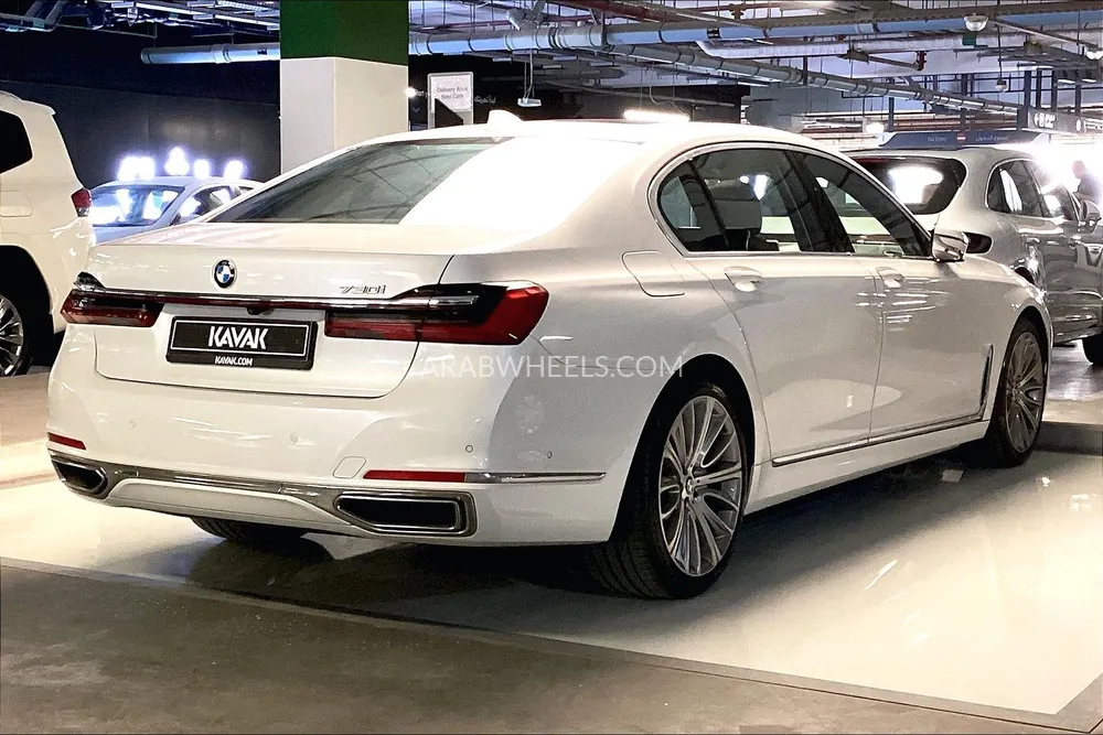 BMW 7 series 2020 for Sale in Sharjah Image-4