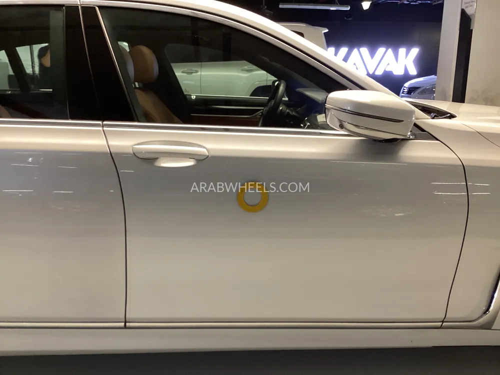 BMW 7 series 2020 for Sale in Sharjah Image-25