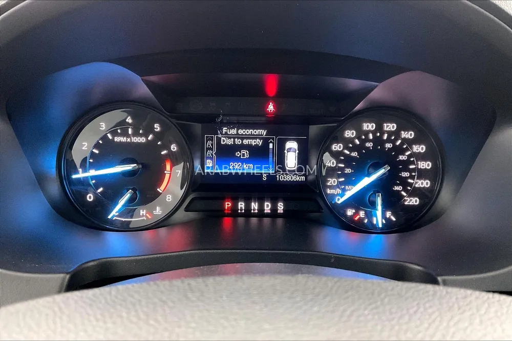 Ford Explorer 2018 for Sale in Sharjah Image-12