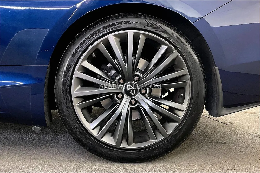 Infiniti Q60 2022 for Sale in Sharjah Image-10