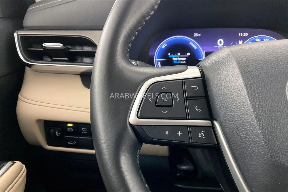 Toyota Highlander 2023 for Sale in Sharjah Image-23