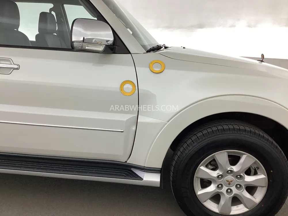 Mitsubishi Pajero 2022 for Sale in Dubai Image-26