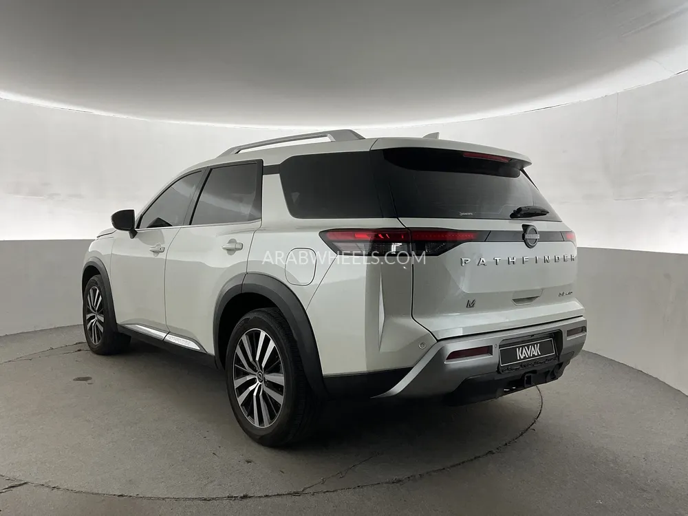نيسان باثفايندر 2024 for Sale in دبي Image-4