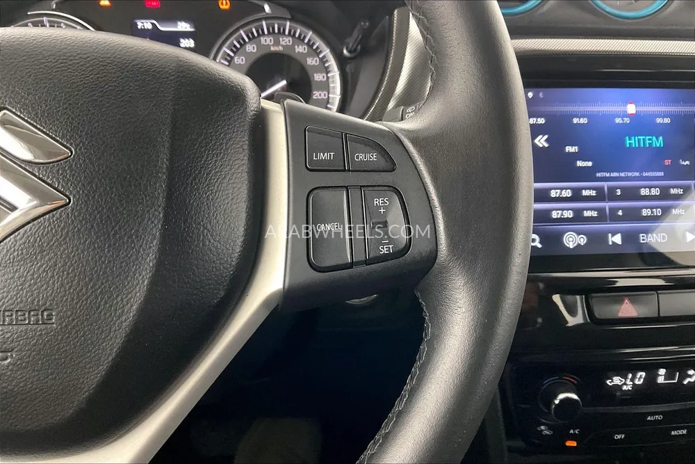 Suzuki Vitara 2020 for Sale in Dubai Image-22