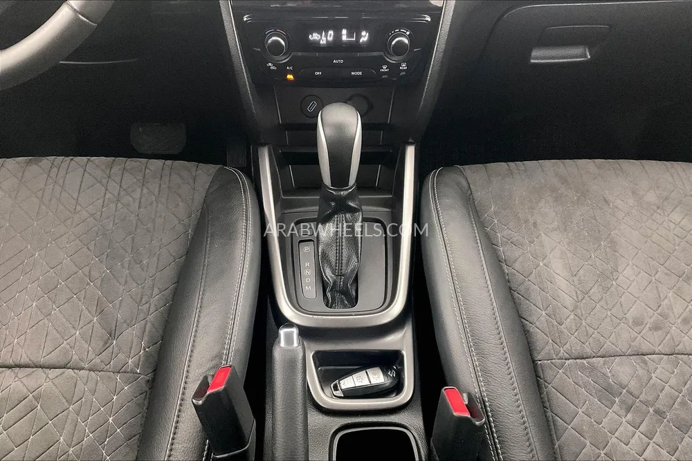 Suzuki Vitara 2020 for Sale in Dubai Image-23