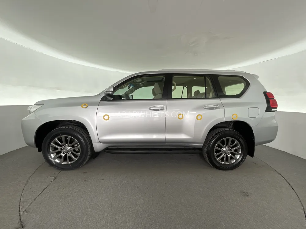 Toyota Land Cruiser Prado 2019 for Sale in Sharjah Image-7