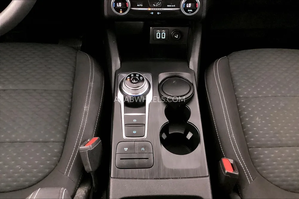 Ford Escape 2021 for Sale in Sharjah Image-15