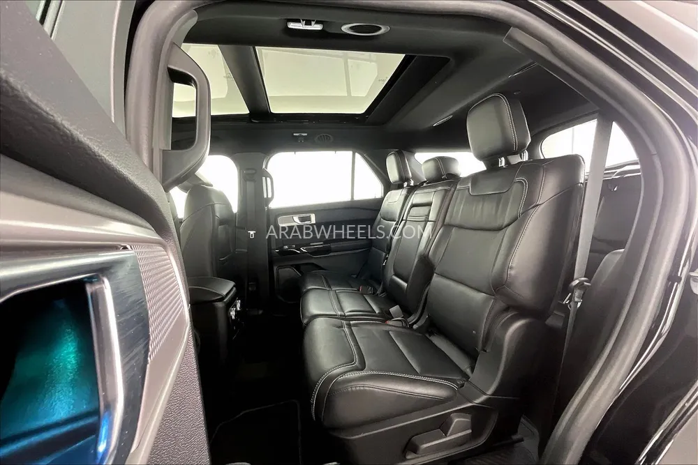 Ford Explorer 2022 for Sale in Dubai Image-29