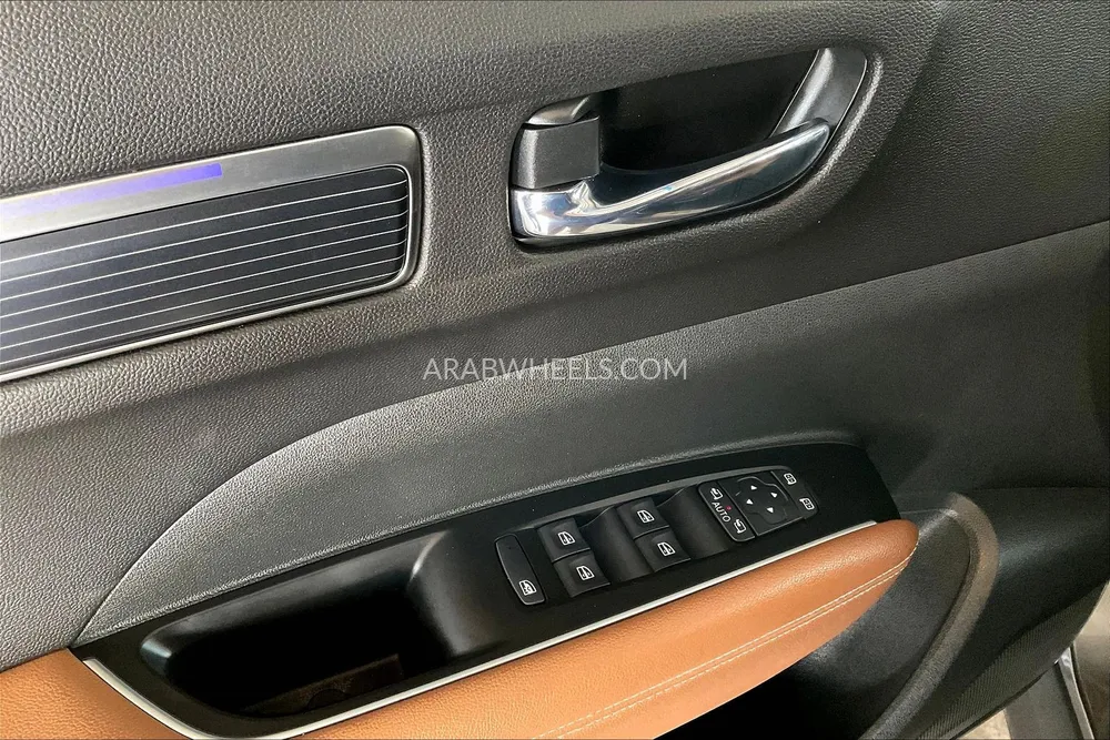 Renault Koleos 2023 for Sale in Sharjah Image-40