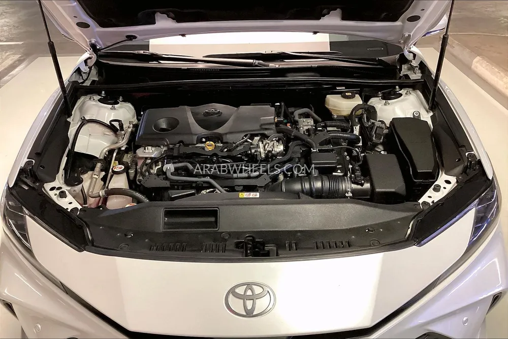 تويوتا كامري 2025 for Sale in الشارقة Image-21