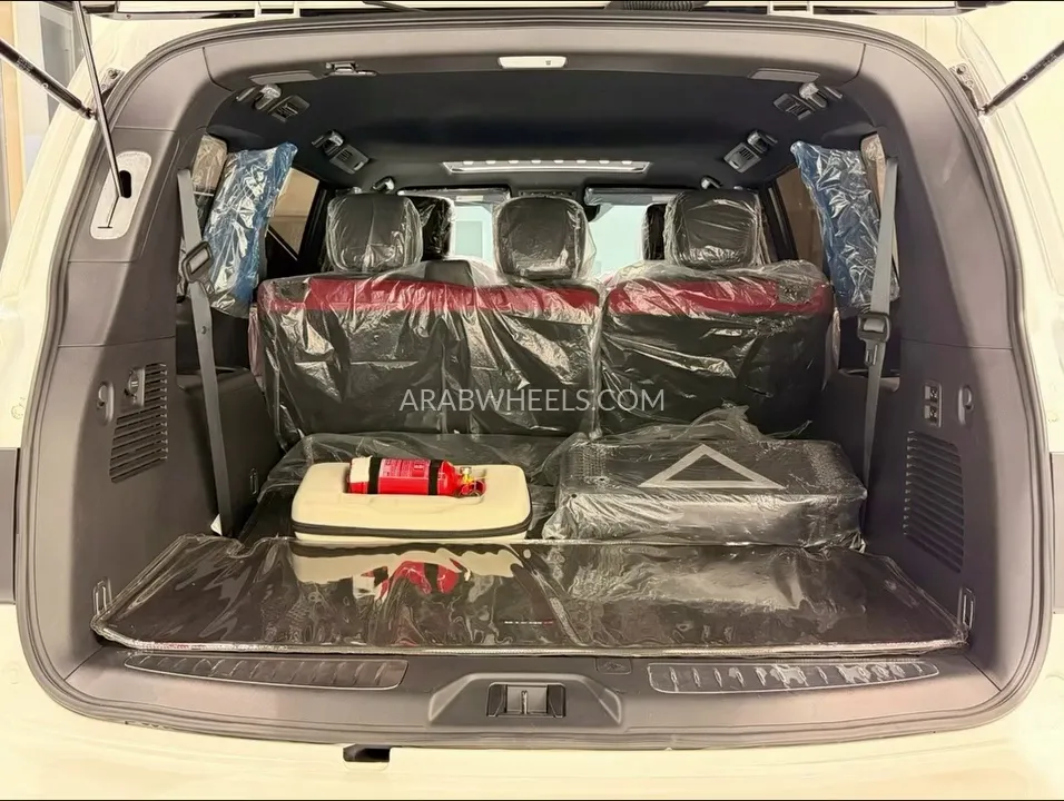 Nissan Patrol 2021 for Sale in Abu Dhabi Image-15