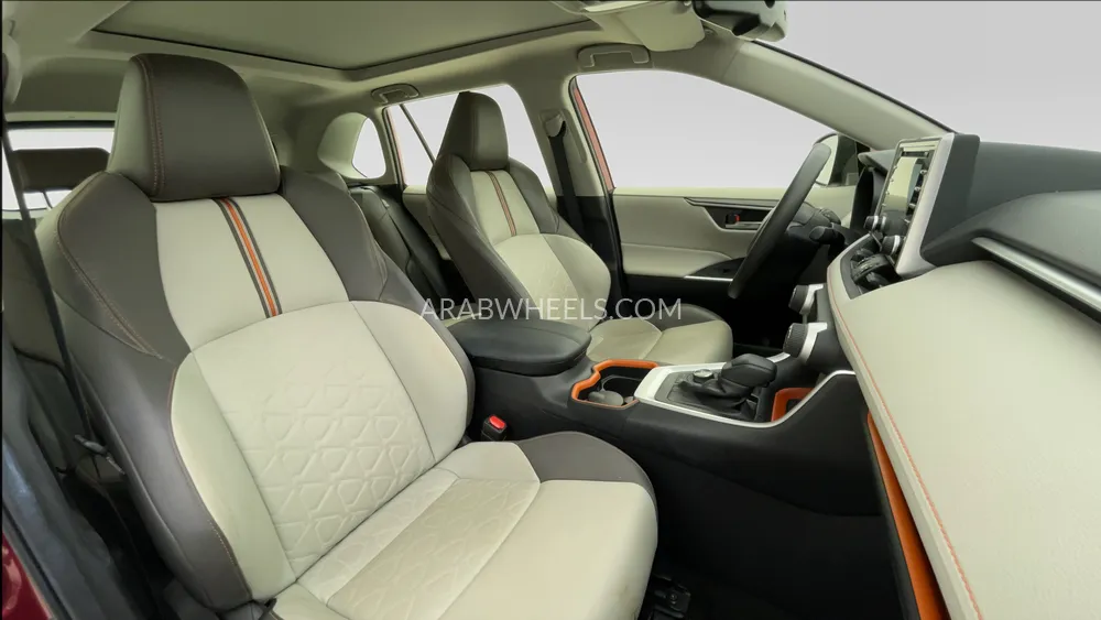 Toyota Rav4 2021 for Sale in Dubai Image-26