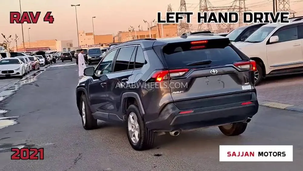 Toyota Rav4 2021 for Sale in Dubai Image-25