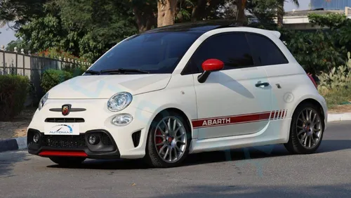 Abarth 695 Cabrio Turismo 2023