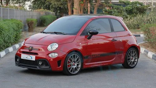 Abarth 695 Cabrio Turismo 2023