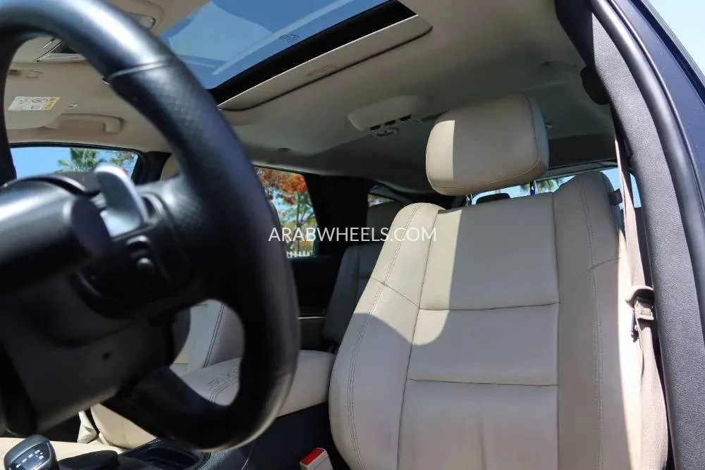 دودج دورانجو 2019 for Sale in دبي Image-14