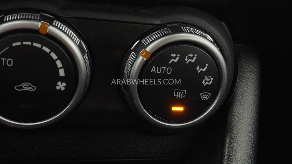 Mazda CX 3 2024 for Sale in Dubai Image-40