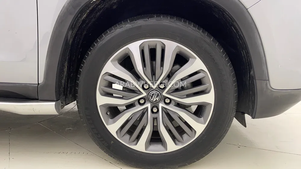 MG RX8 2023 for Sale in Dubai Image-10