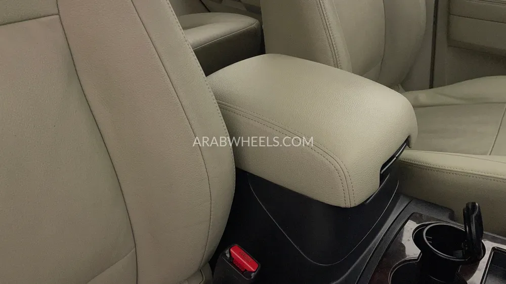 ميتسوبيشي باجيرو 2017 for Sale in دبي Image-36