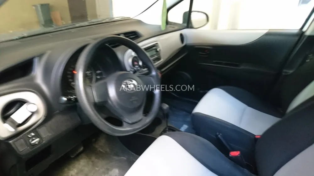 Toyota Yaris 2014 for Sale in Abu Dhabi Image-4