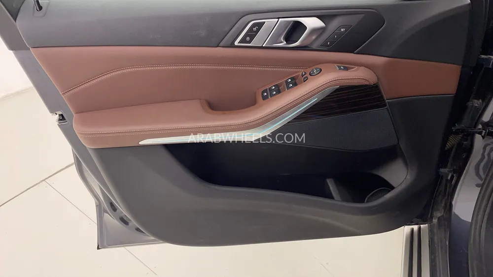 BMW X5 2020 for Sale in Dubai Image-21