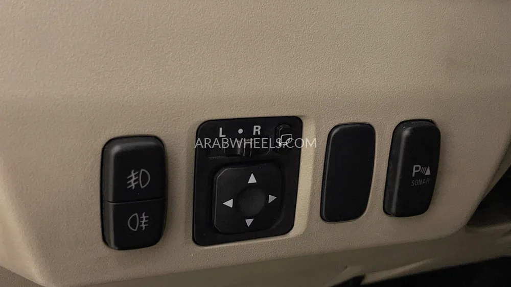Mitsubishi Pajero 2017 for Sale in Dubai Image-39