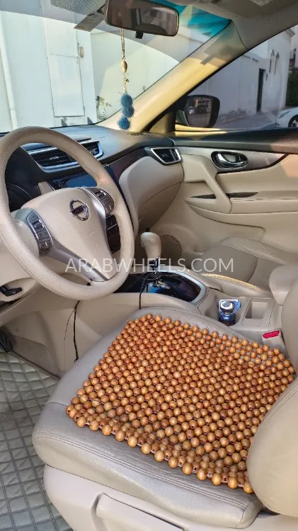 نيسان إكس تريل 2016 for Sale in أبو ظبي Image-7