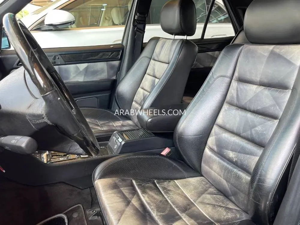 Mercedes Benz E Class 1995 for Sale in Dubai Image-8