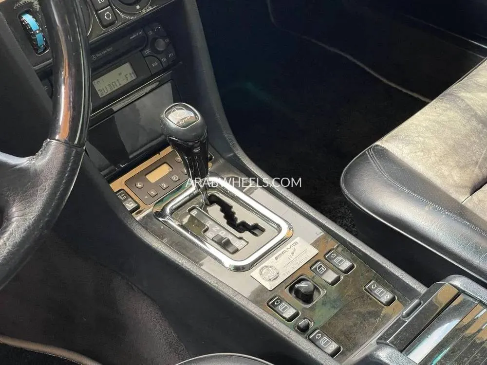 Mercedes Benz E Class 1995 for Sale in Dubai Image-10