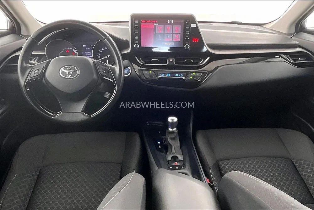 Toyota C-HR 2021 for Sale in Dubai Image-11