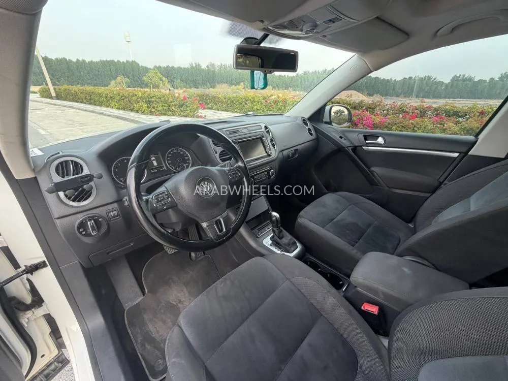 Volkswagen Tiguan 2015 for Sale in Dubai Image-4