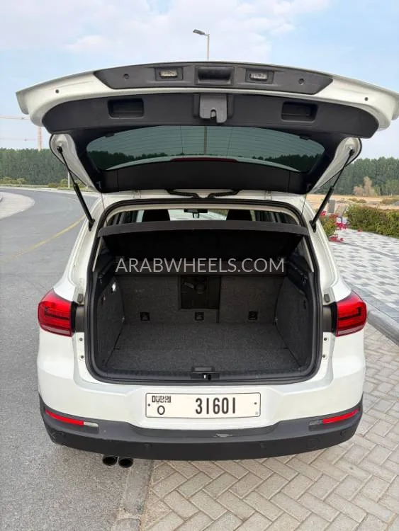 Volkswagen Tiguan 2015 for Sale in Dubai Image-5