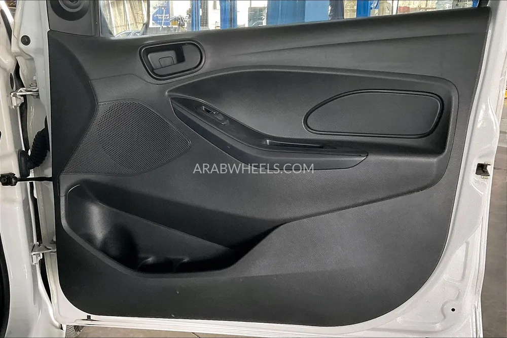 Ford Figo 2019 for Sale in Sharjah Image-18