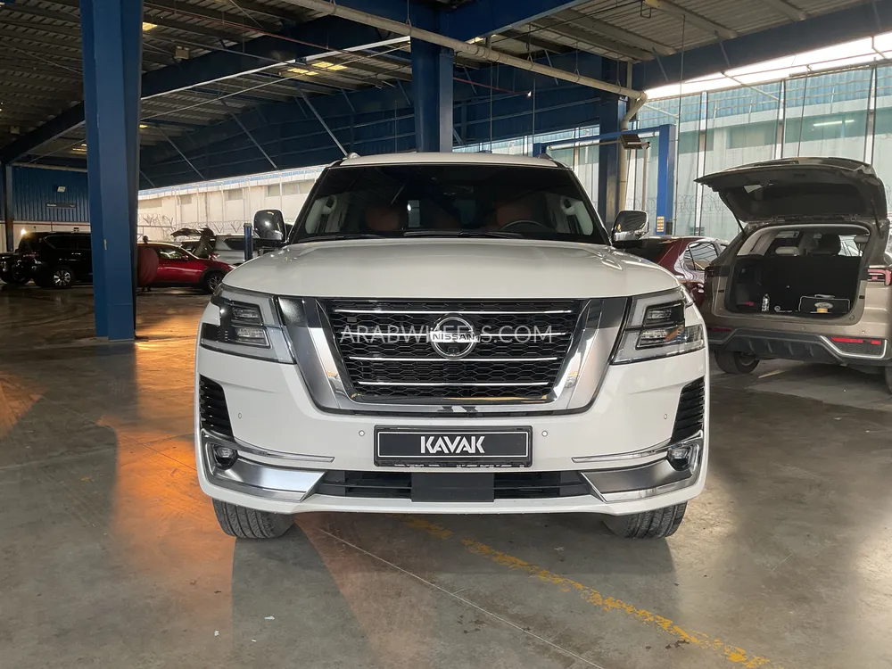 Nissan Patrol 2021 for Sale in Sharjah Image-2