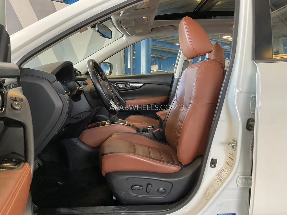 Nissan X-Trail 2022 for Sale in Dubai Image-8